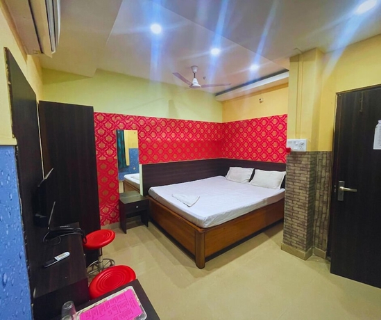 Imagen de la habitación del Hotel HK Residency. Foto 7