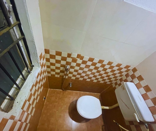 Imagen de la habitación del Hotel HK Residency. Foto 8