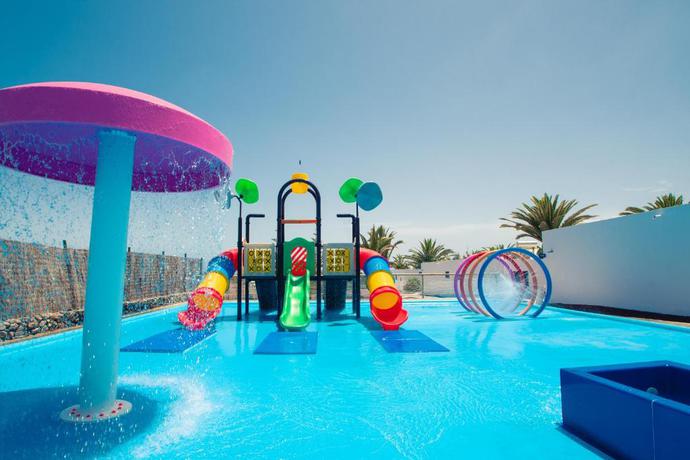 Imagen general del Hotel HL Rio Playa Blanca. Foto 7