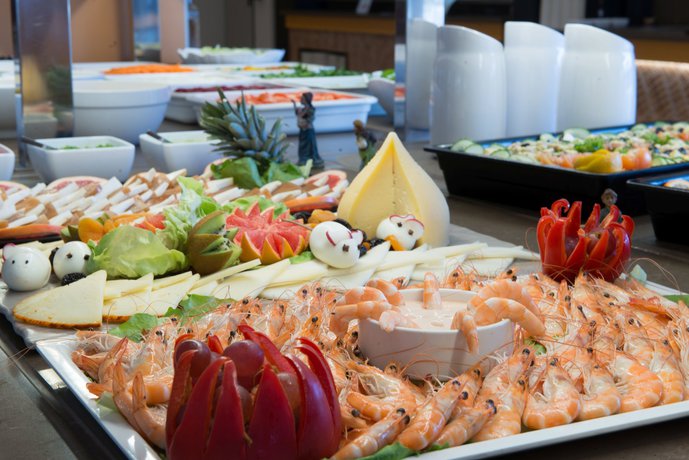 Imagen del bar/restaurante del Hotel HL Suitehotel Playa del Inglés. Foto 8