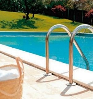 Imagen de la piscina del Hotel HLG City Park Terranova. Foto 2