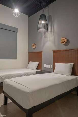 Imagen de la habitación del Hotel HM Express. Foto 7