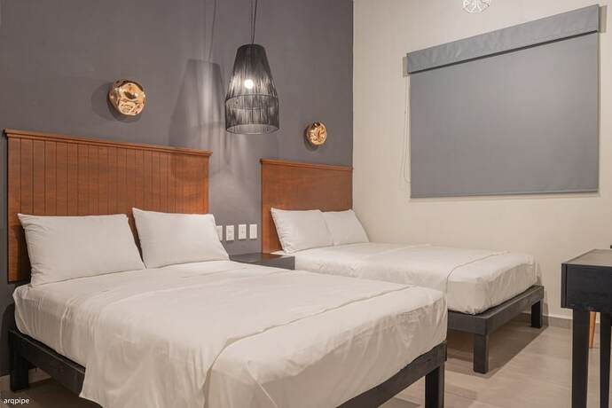 Imagen de la habitación del Hotel HM Express. Foto 11