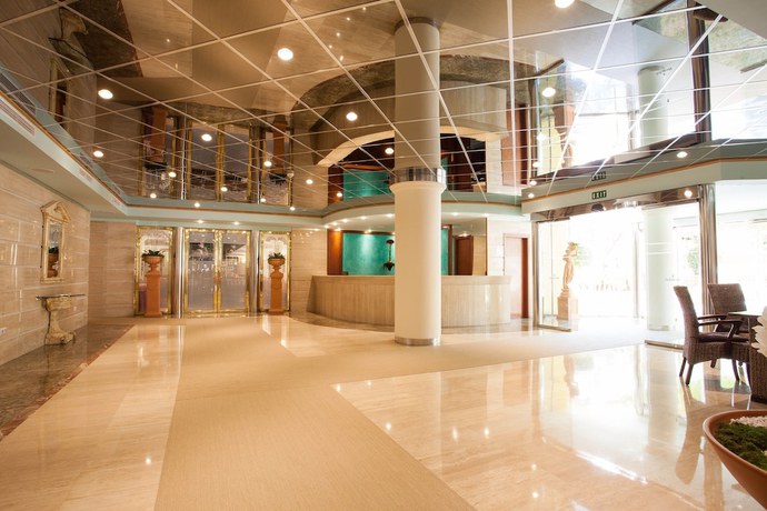 Imagen de los interiores del Hotel HM Isabela - Adults Only. Foto 19