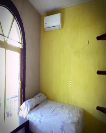 Imagen de la habitación del Hotel HM Nancy. Foto 12