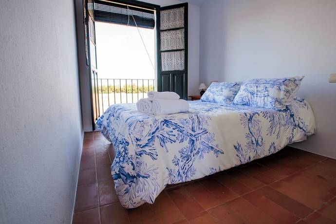 Imagen de la habitación del Hotel HN Romero 18. Foto 12