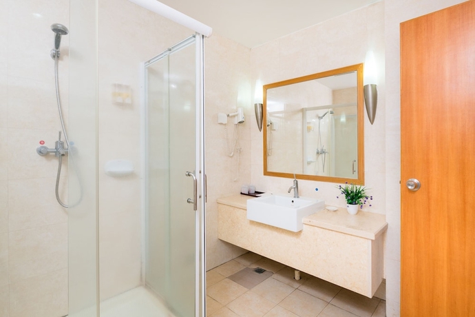 Imagen de la habitación del Hotel HNA Airport Express - Sanya. Foto 8