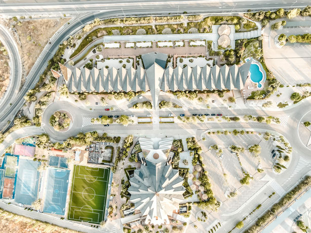 Imagen de los exteriores del Hotel HO Ciudad de Jaén. Foto 18