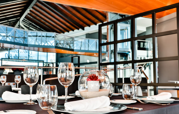 Imagen del bar/restaurante del Hotel HO Ciudad de Jaén. Foto 4