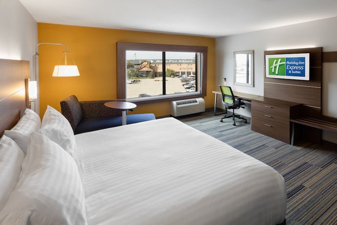 Imagen de la habitación del Hotel HOLIDAY INN EXPRESS AND SUITES EAST PEORIA - RIVER. Foto 9