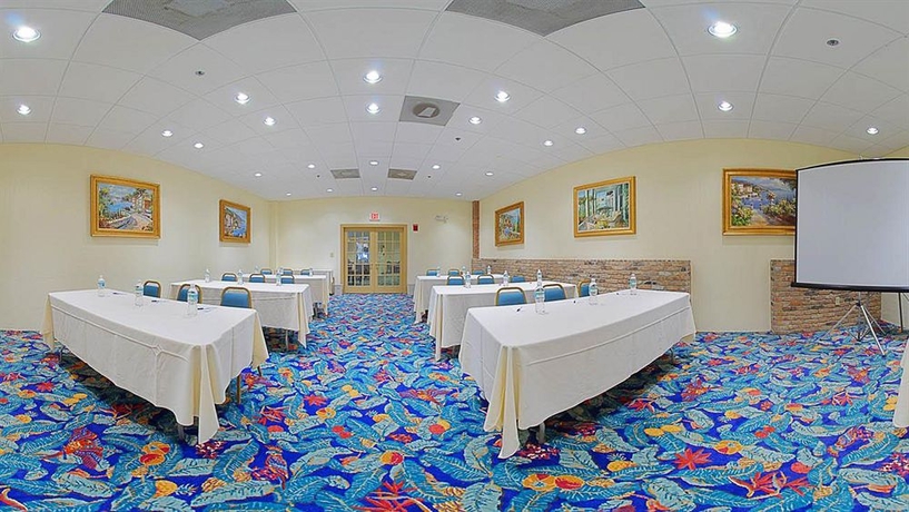 Imagen de los interiores del Hotel HOLIDAY INN EXPRESS - BOCA RATON. Foto 12