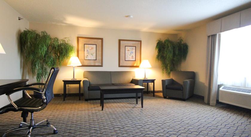 Imagen de la habitación del Hotel HOLIDAY INN EXPRESS CHICAGO-LIBERTYVILLE. Foto 7