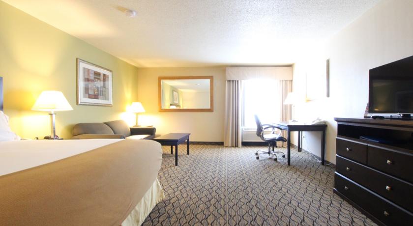 Imagen de la habitación del Hotel HOLIDAY INN EXPRESS CHICAGO-LIBERTYVILLE. Foto 11