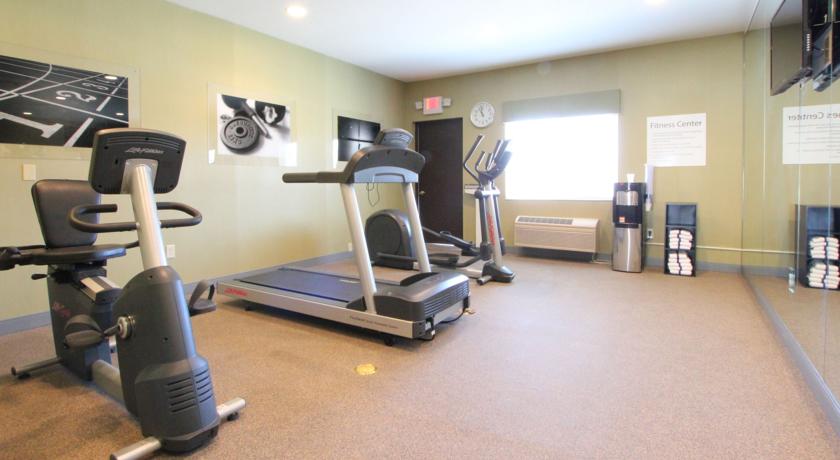 Imagen general del Hotel HOLIDAY INN EXPRESS CHICAGO-LIBERTYVILLE. Foto 3