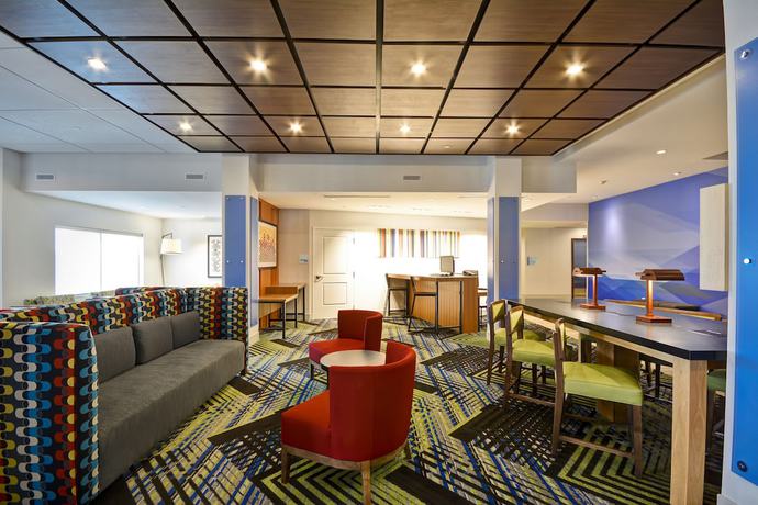 Imagen de los interiores del Hotel HOLIDAY INN EXPRESS EVANSVILLE. Foto 15
