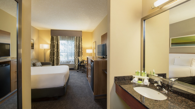 Imagen de la habitación del Hotel HOLIDAY INN EXPRESS HOTEL and SUITES SHERWOOD PARK EDMONTON AREA. Foto 15