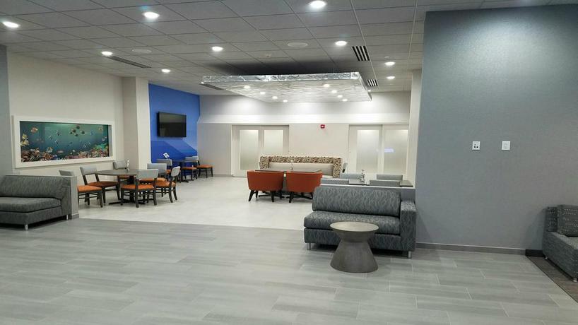 Imagen general del Hotel HOLIDAY INN EXPRESS WILLIAMSBURG BUSCH GARDENS AREA. Foto 10