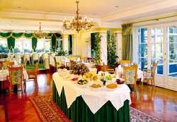 Imagen del bar/restaurante del Hotel HOLLWEGER. Foto 2