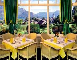 Imagen del bar/restaurante del Hotel HOLLWEGER. Foto 3