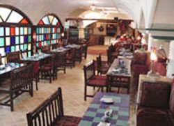 Imagen del bar/restaurante del Hotel HOMA. Foto 4