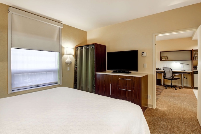 Imagen de la habitación del Hotel HOME2 SUITES WEST EDMONTON. Foto 6