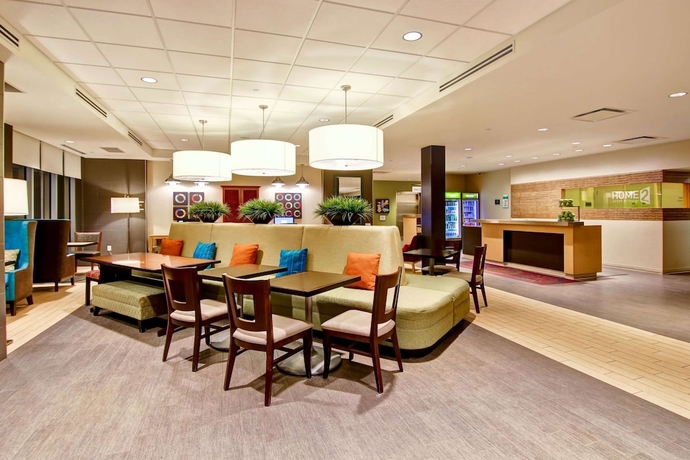 Imagen de los interiores del Hotel HOME2 SUITES WEST EDMONTON. Foto 16