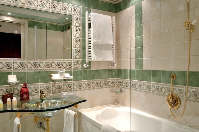 Imagen de la habitación del Hotel HOMS. Foto 7