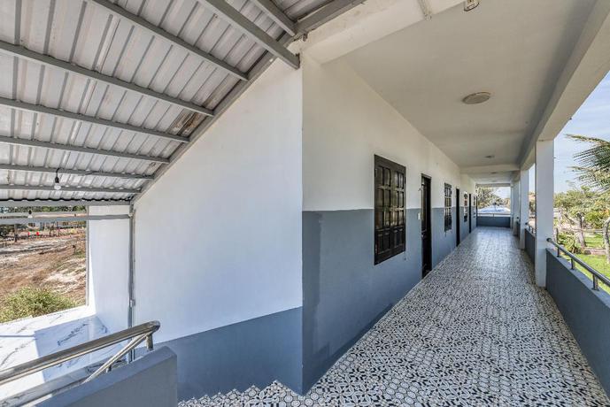 Imagen de la habitación del Hotel HON BA LAGI BEACH RESORT. Foto 7