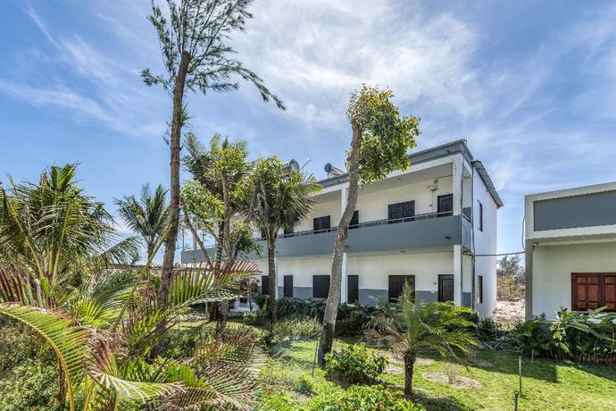 Imagen de la habitación del Hotel HON BA LAGI BEACH RESORT. Foto 8