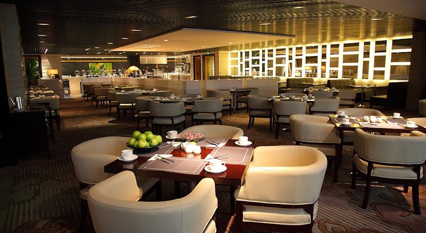 Imagen del bar/restaurante del Hotel HONGQIAO AIRPORT (AIR CHINA). Foto 11