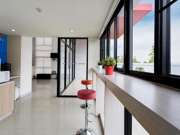 Imagen de los interiores del Hotel HOP INN Nakhon Sawan. Foto 6