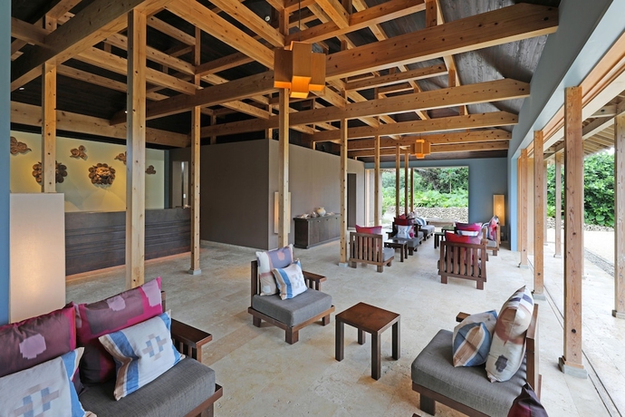 Imagen de los interiores del Hotel HOSHINOYA Taketomi Island. Foto 19