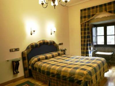 Imagen de la habitación del Hotel HOSPEDERIA NTRA SRA DE CALDAS. Foto 10