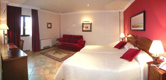 Imagen de la habitación del Hotel HOSPEDERIA VILLAESCUSA. Foto 3