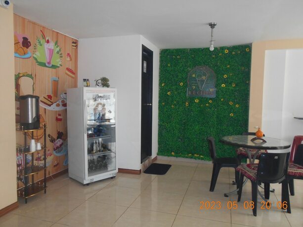 Imagen general del Hotel HOSTAL CRIDMY. Foto 7