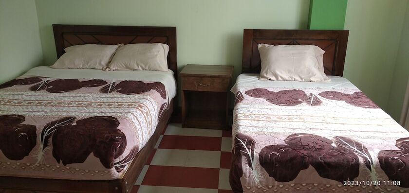 Imagen general del Hotel HOSTAL ETERNA PRIMAVERA. Foto 2