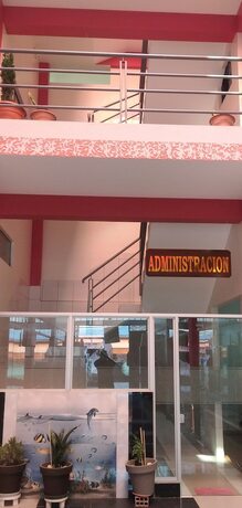 Imagen general del Hotel HOSTAL ETERNA PRIMAVERA. Foto 3