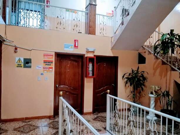 Imagen general del Hotel HOSTAL GAVIOTA DEL SUR TRES. Foto 9