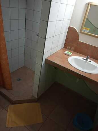 Imagen general del Hotel HOSTAL HANSI BOCAS TOWN. Foto 2