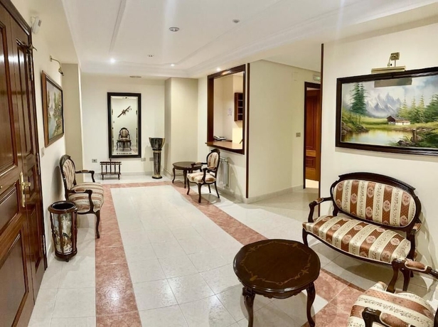 Imagen de los interiores del Hotel HOSTAL LA CUBANA. Foto 16