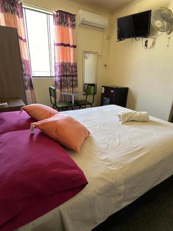 Imagen general del Hotel HOSTAL LAS GARZAS. Foto 8