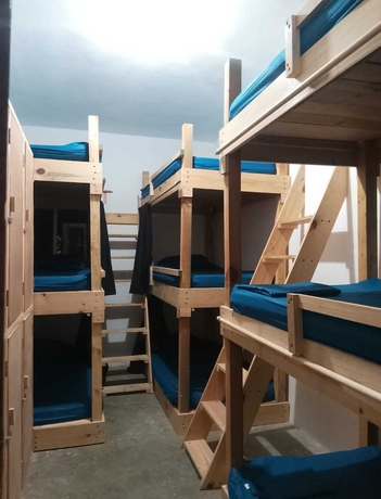 Imagen de la habitación del Hotel HOSTAL LEDEZTRUS. Foto 6