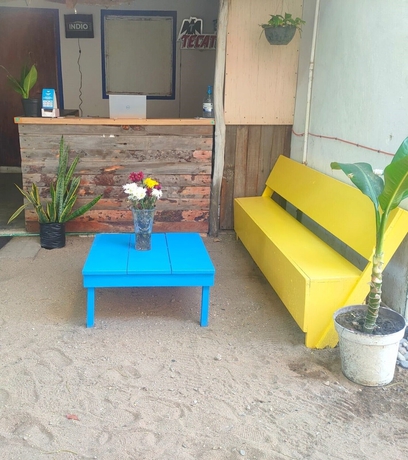 Imagen de los interiores del Hotel HOSTAL LEDEZTRUS. Foto 19