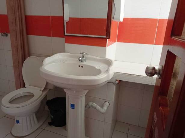 Imagen de la habitación del Hotel HOSTAL MIRADOR. Foto 5