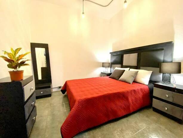 Imagen de la habitación del Hotel HOSTAL REFORMA. Foto 16