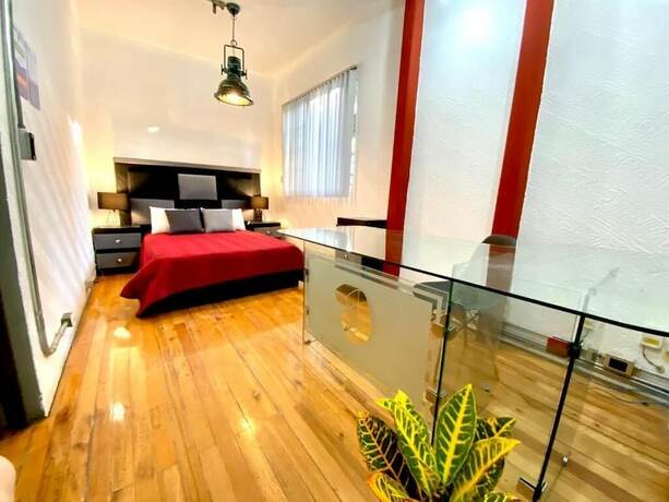 Imagen de la habitación del Hotel HOSTAL REFORMA. Foto 20