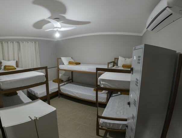 Imagen de la habitación del Hotel HOSTEL DINIZ. Foto 13