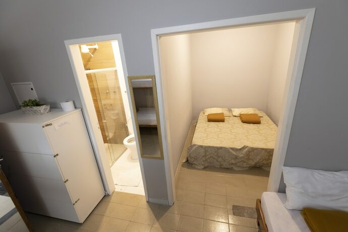 Imagen general del Hotel HOSTEL DINIZ. Foto 3