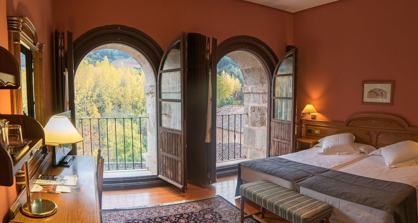 Imagen de la habitación del Hotel HOSTERIA DE SAN MILLAN. Foto 7