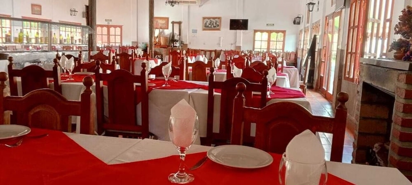 Imagen del bar/restaurante del Hotel HOSTERIA EL PORTAL DE LA QUEBRADA. Foto 8